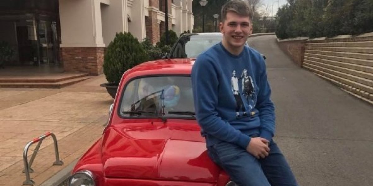 Dončićev vozni park pršti od luksuza! Od "fiće", preko oldtajmera do mašine vredne do 400 hiljada (FOTO)