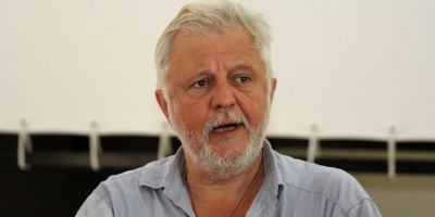 Čuveni reditelj Predrag Gaga Antonijević poručio je da je takozvani filmski festival ''Krokodil'' jedan divan antisrpski skup.