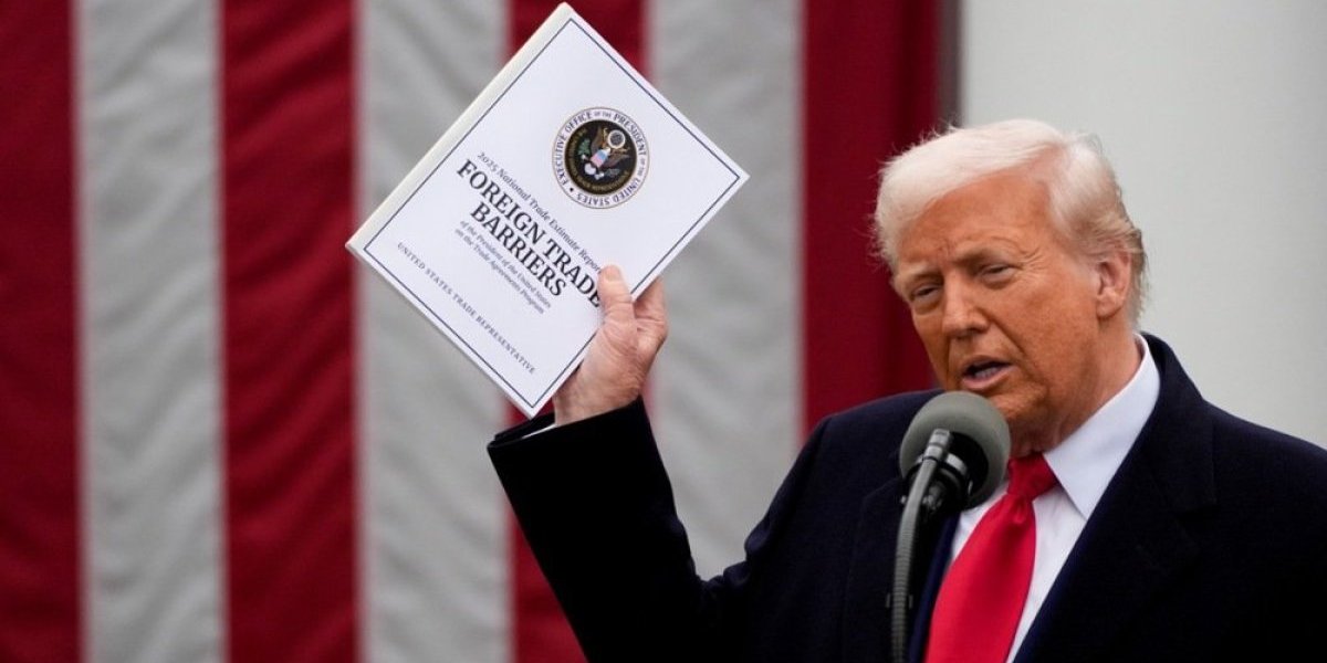 Konačno! Veliki rasplet skandala koji je potresao Ameriku: Poznato kako je Trampov čovek napravio nezapamćenu grešku!