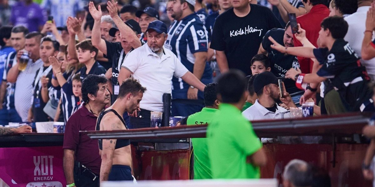 Izbila žestoka makljaža u svlačionici?! Fudbaler završio sa 10 šavova posle "sukoba" sa trenerom! (VIDEO)