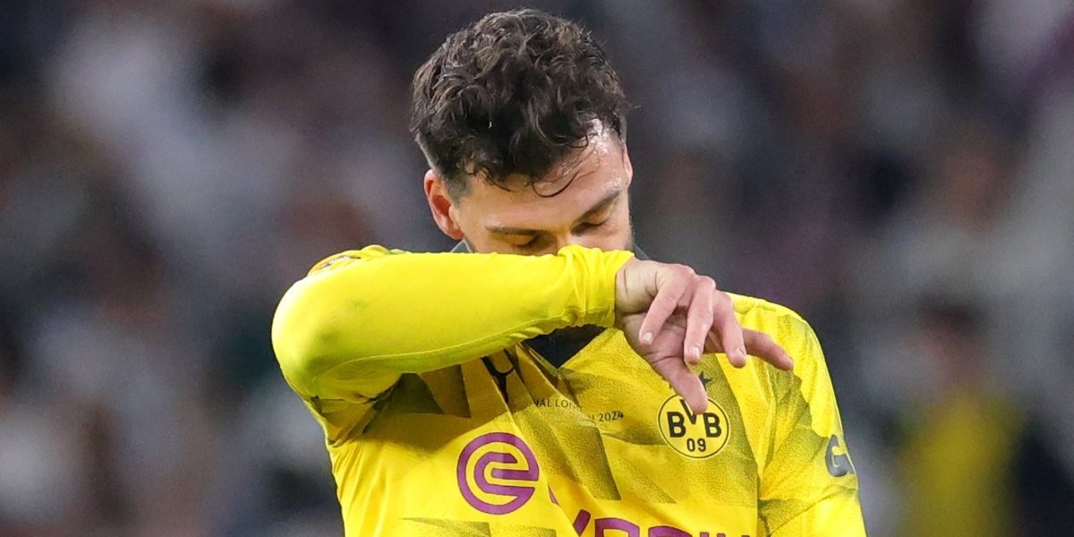 Legendarni Nemac kači kopačke o klin posle 18 godina! (VIDEO)