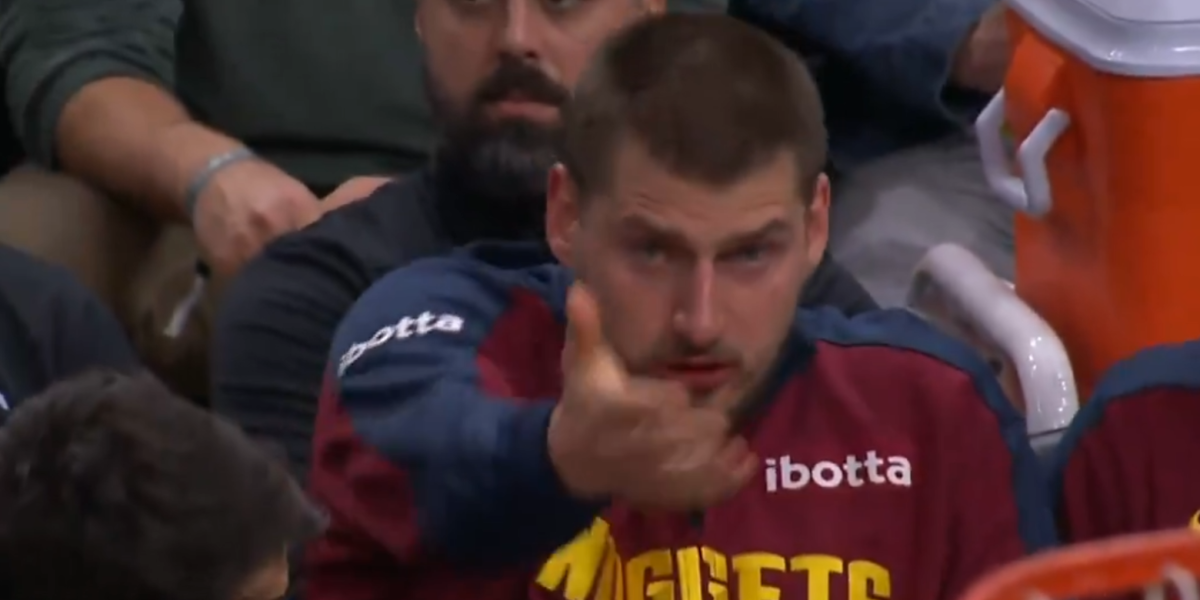 Ovako besnog Nikolu nikada niste videli! Jokić poludeo zbog saigrača (VIDEO)