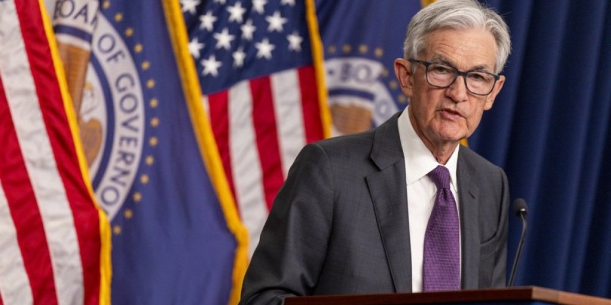 Tramp žestoko prozvao šefa FED-a, on se oglasio i poslao upozorenje Americi!