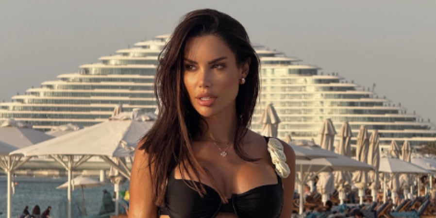 Kakvo telo, majko mila! Starleta namunjila silikone, od prizora zastaje dah (FOTO)