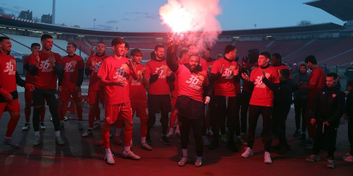 Zvezdina strahovlada traje!