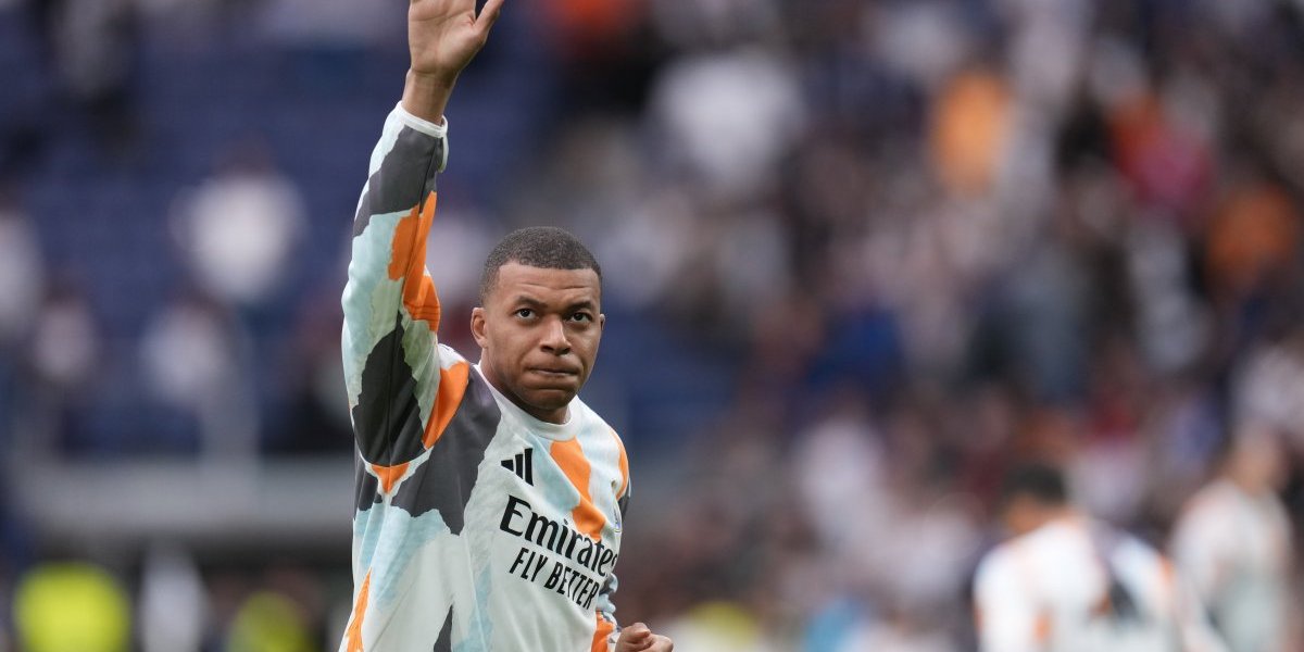 Osušio se: Evo šta je virus uradio Mbapeu - Bio je kao tenk, a sada... (FOTO)