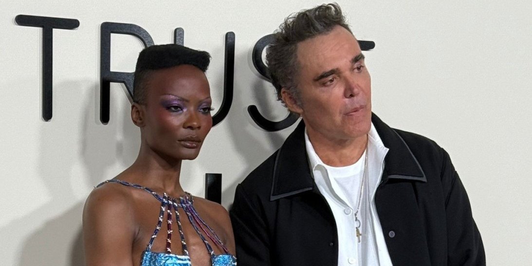 Ona je Bjankina kopija! Pojavila se polugola na dodeli nagrada - svi gledali u minijaturni bikini (FOTO)