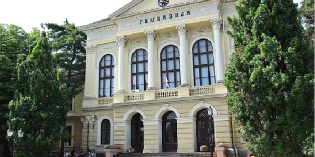 Oglasila se direktorka Prve kragujevačke gimnazije!