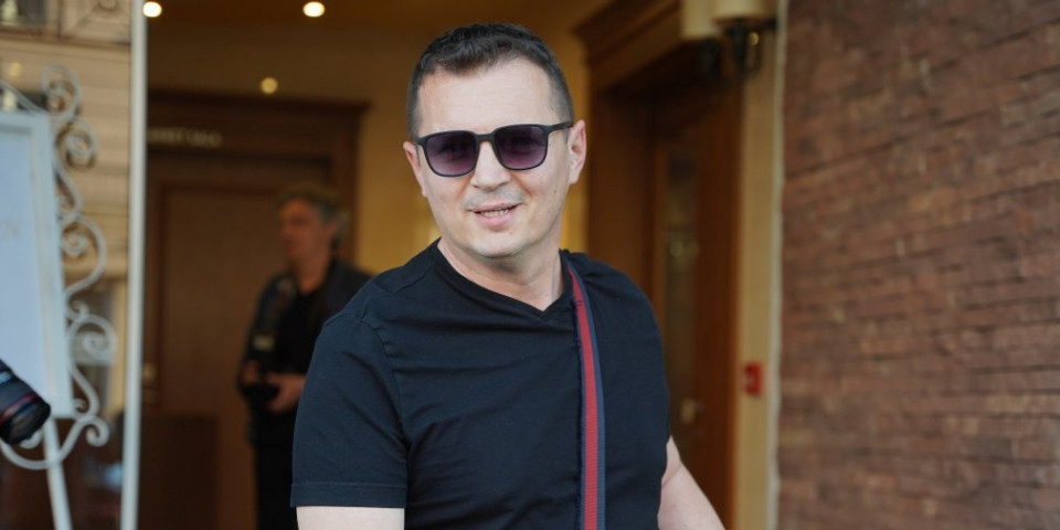 "Bliska osoba mi je u sekti": Pevač šokirao priznanjem, pa otkrio kako mu je vera pomogla