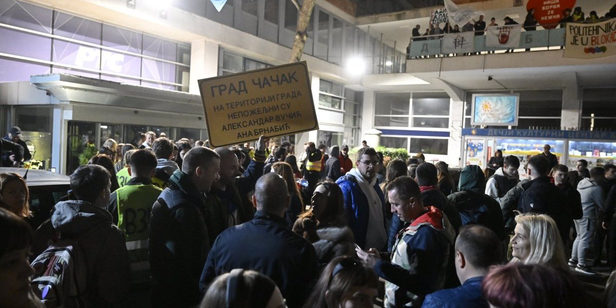 (VIDEO) Da blokaderi rade u svetu ovo što rade u Srbiji - robijali bi godinama, plaćali kazne od više hiljada evra i bili bi proterani!