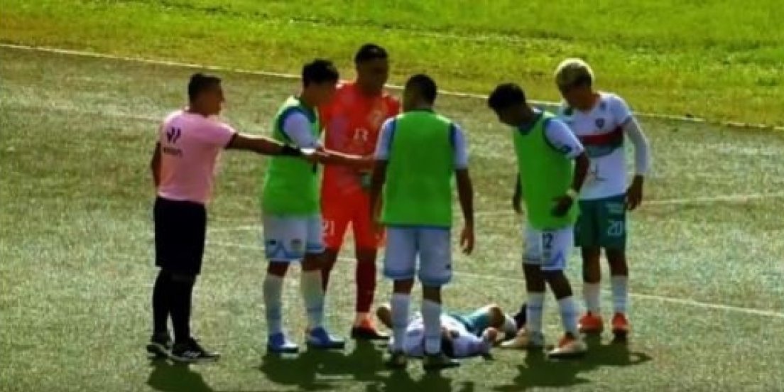 (VIDEO) Strašna tragedija! Fudbaler (21) preminuo posle sudara sa golmanom