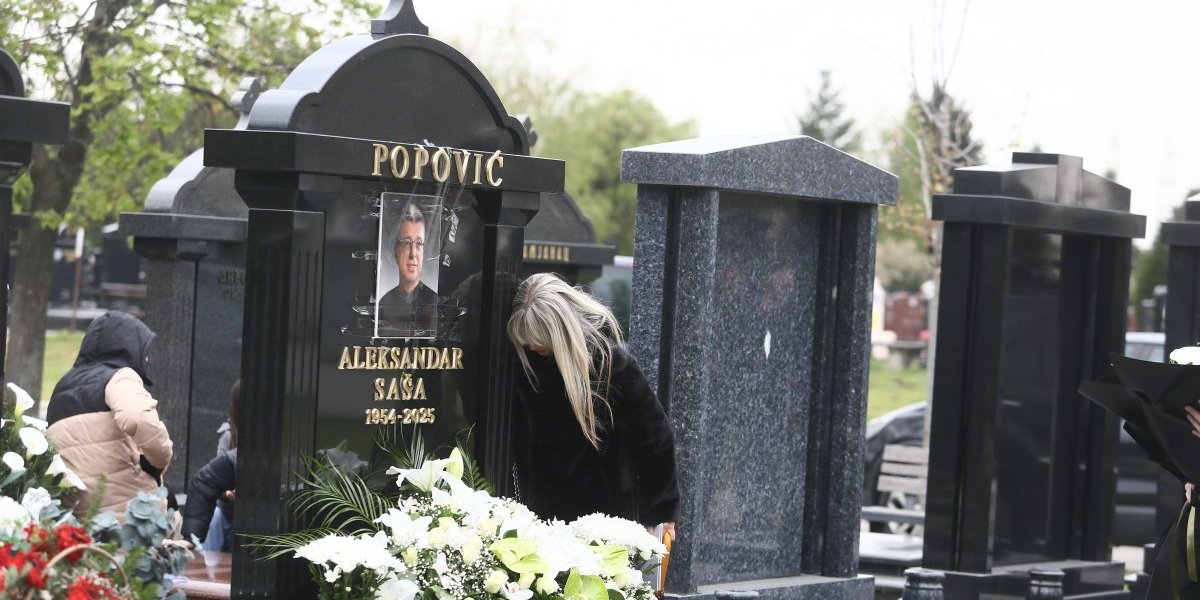 Pevačica odložila sve obaveze zbog pomena Saši Popoviću - Danas stiže u Beograd