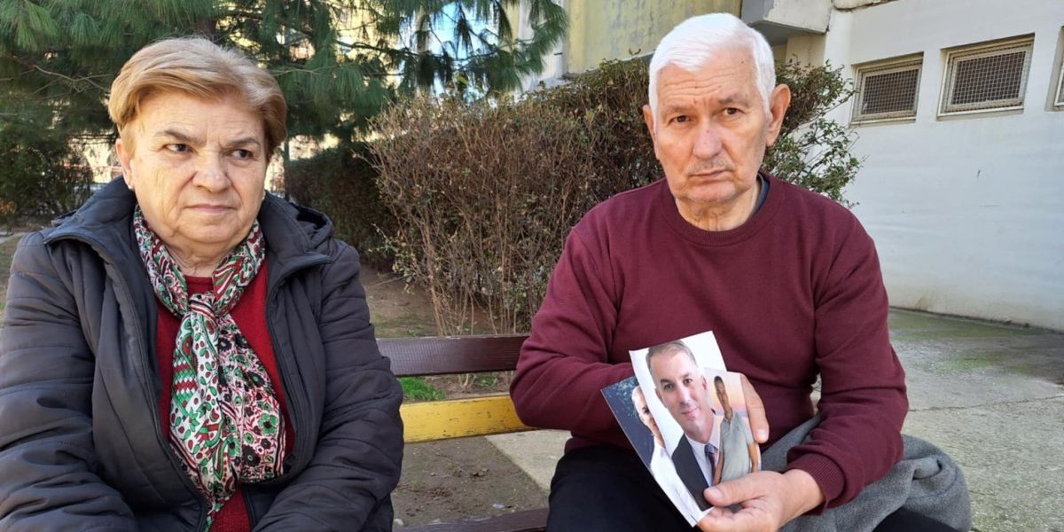 Misterija nestanka farmaceuta iz Niša se nastavlja! Roditelji odštampali nove slike, pogledajte kako sada izgleda (FOTO)