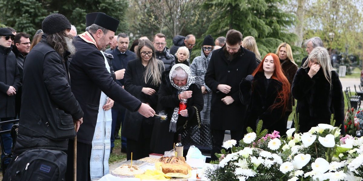 Suzana Jovanović i Sašina sestra