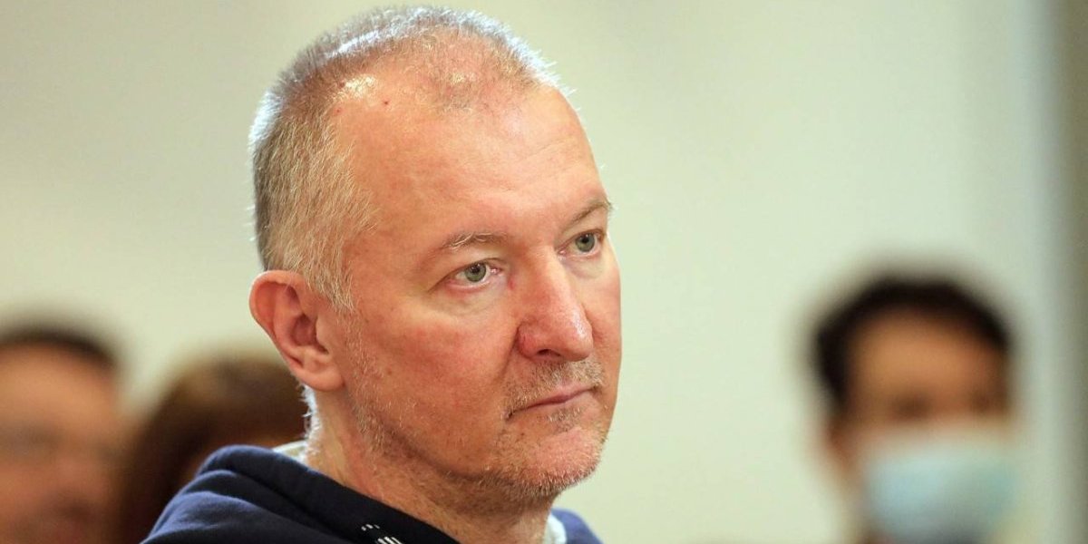 Totalno ludilo na N1: Jedni krive Vučića da im je ukrao Novu godinu, drugi je slave 1. novembra (VIDEO)