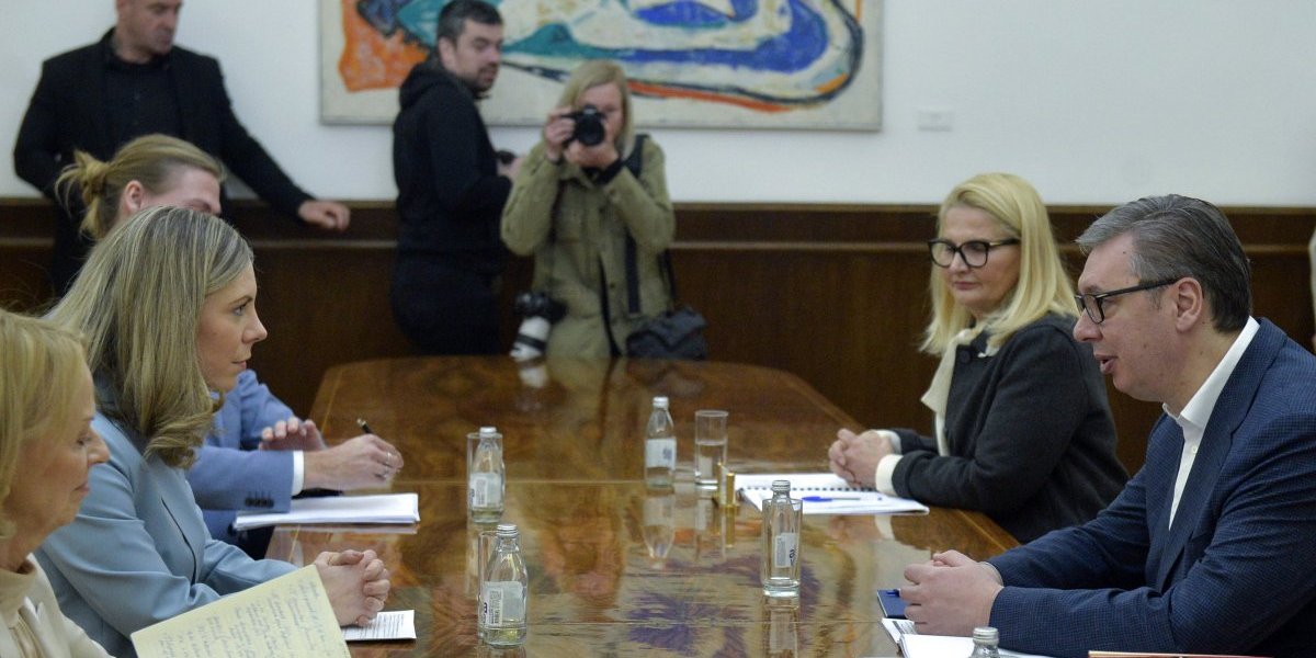 Vučić se sastao sa Jesikom Rusenkranc: Predsednik Srbije i švedska ministarka za EU razgovarali o evropskom putu naše zemlje (FOTO)