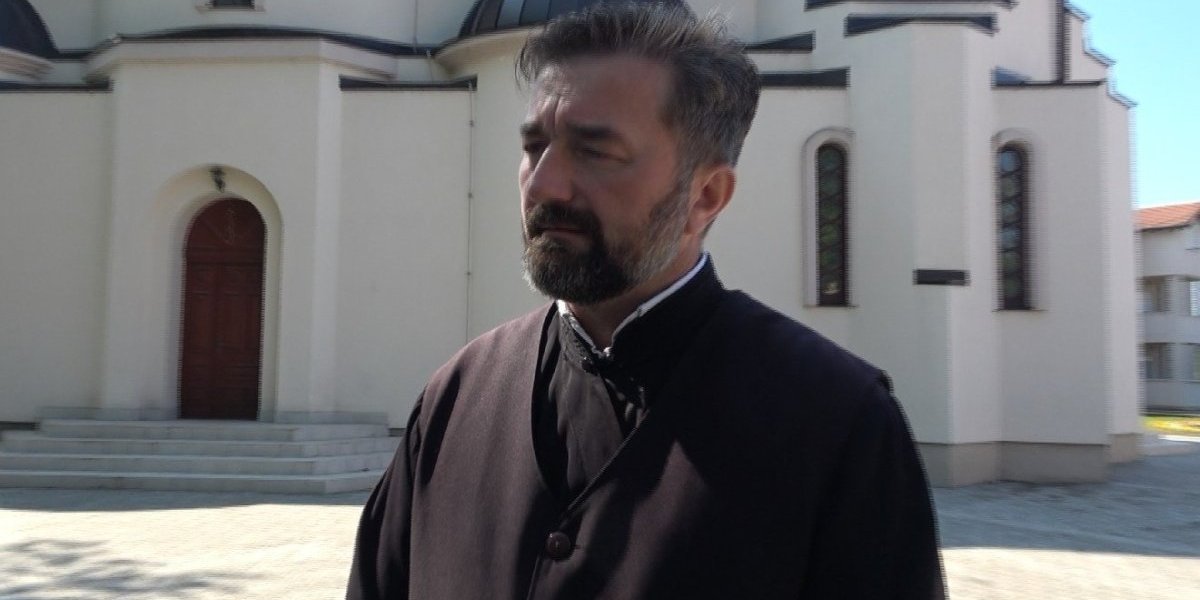 Otac Boban Petrović, starešina hrama Svetih Kozme i Damjana u Kikindi