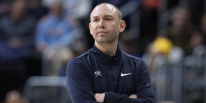 Ti si klovn, a ne trener! Adelman podržao provokacije konjskim glavama za Jokića! (VIDEO)