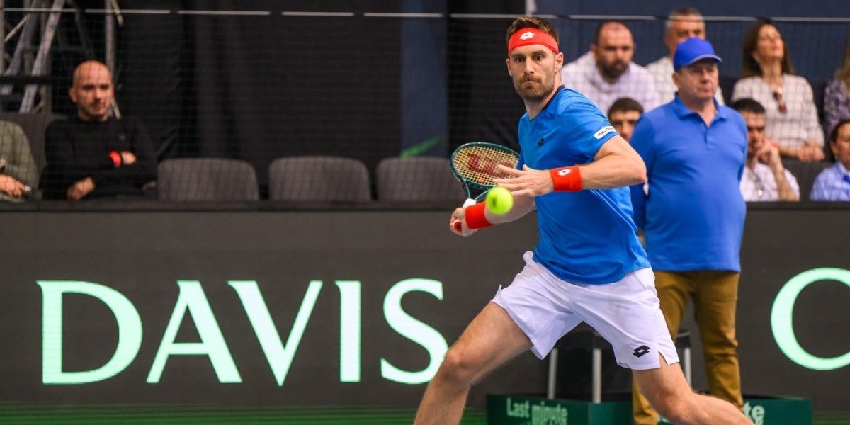 Teniser hteo da tuče navijače! Poludeo je, provocirali ga zbog kladionice (VIDEO/ FOTO)