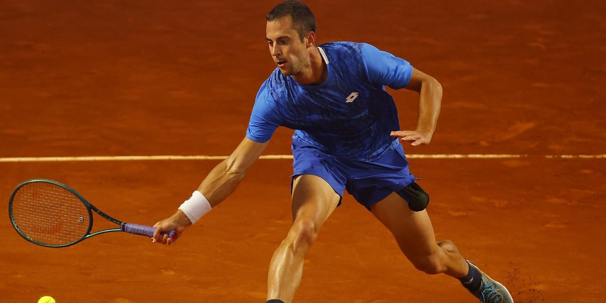 Kraj za Đerea u Rimu! Alkaraz prejak za povređenog Srbina