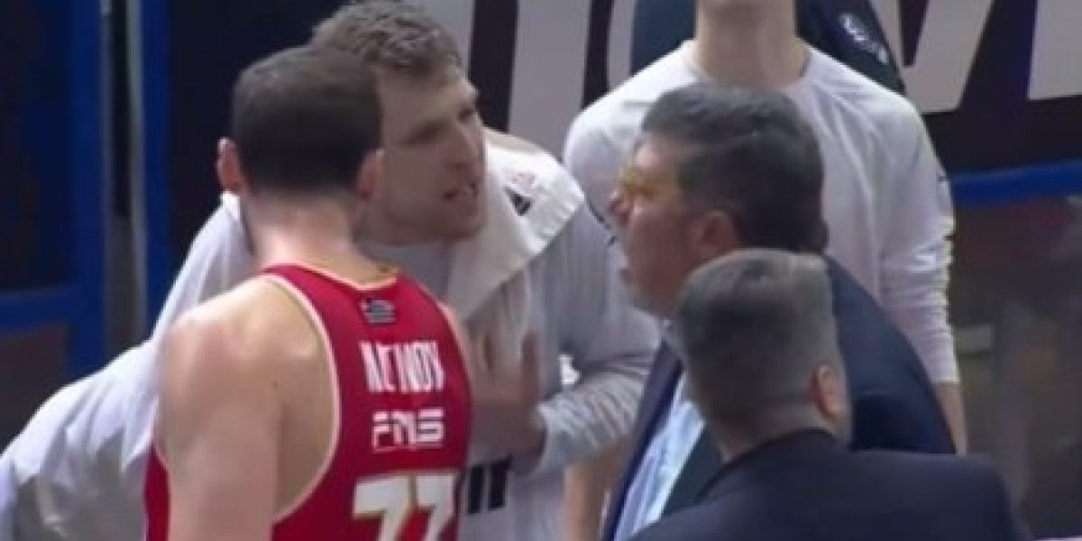 Haos u Grčkoj - navijač pljunuo Vezenkova!? Meč Olimpijakosa prekinut zbog divljanja publike (VIDEO)