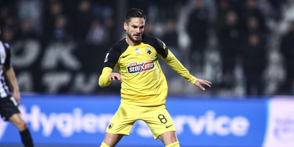 Haos u Grčkoj! Klinac hvatao Mijata Gaćinovića za vrat (VIDEO)