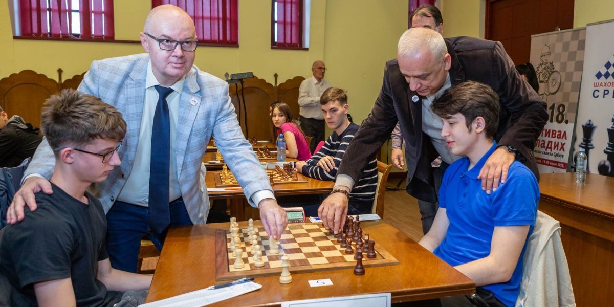 Na Paliću svečano otvoren 18. Festival mladih šahista