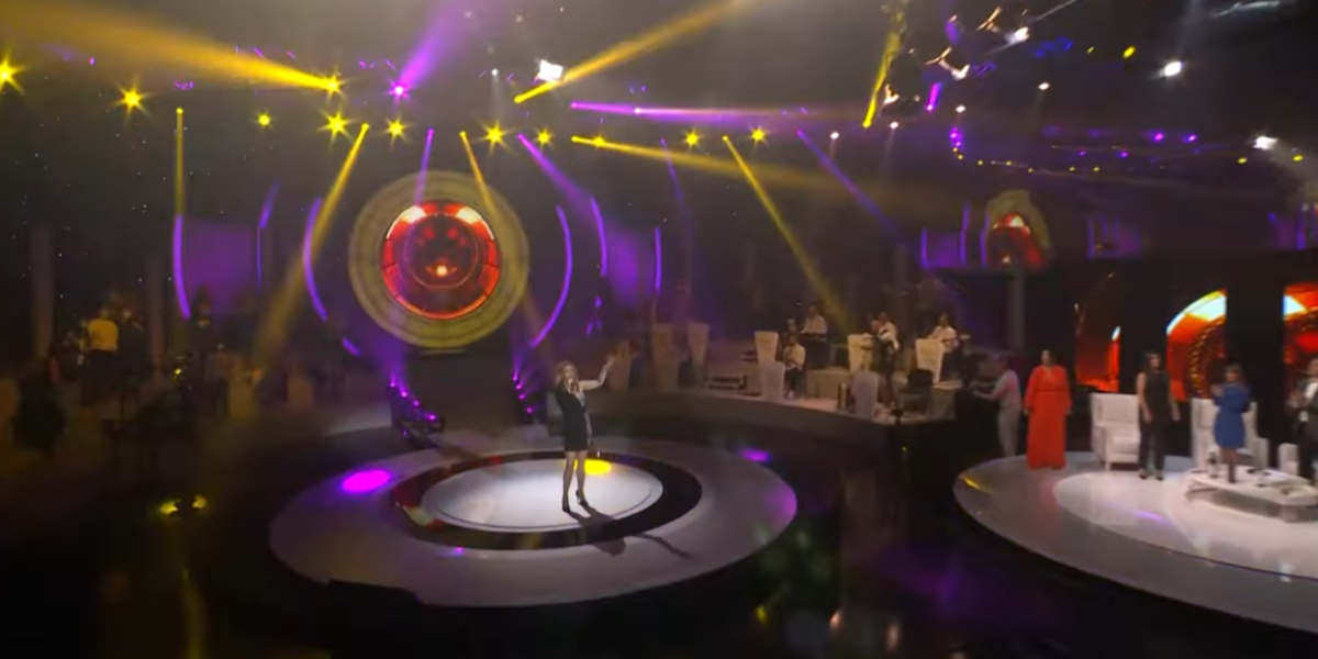 "Plaćala sam mu reket da me ne bi ubio"! Pevačica iz "Nikad nije kasno" preživela jezivo nasilje!