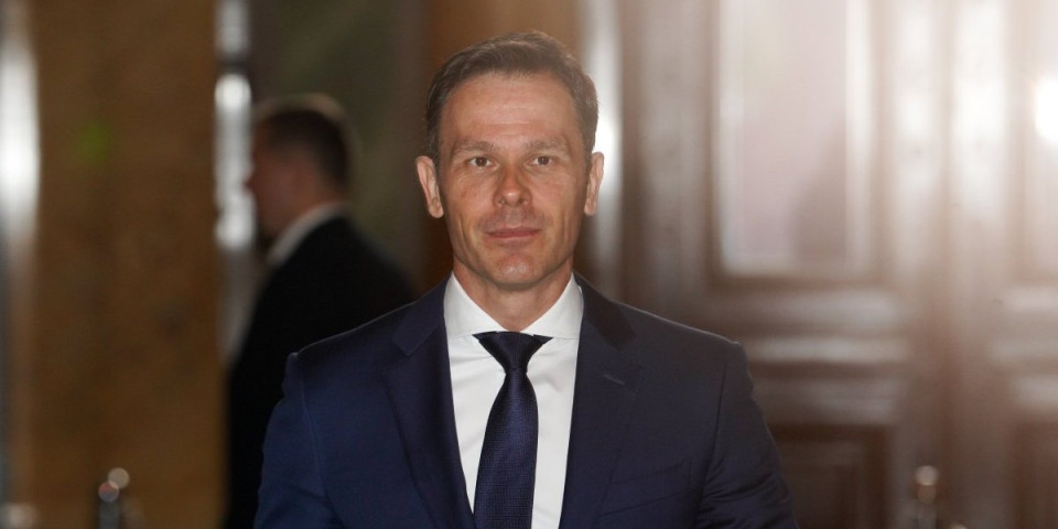 Siniša Mali odgovorio Đilasu: Sa 619 miliona evra pričao bajke, dok je Srbija klizila ka bankrotu