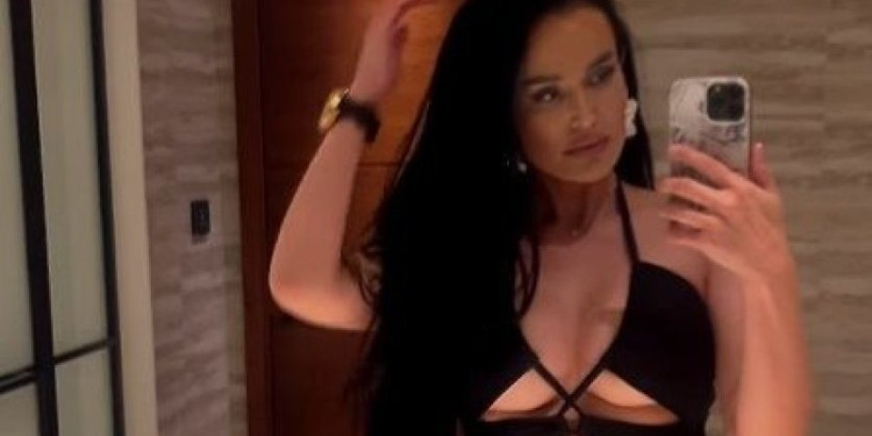 "Bio je stariji od mog oca" Cure informacije iz prošlosti - Evo sa kim je delila krevet