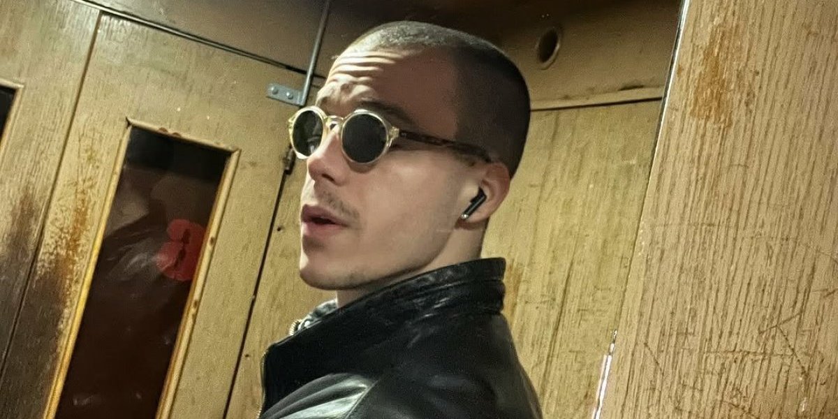 Da li znate čiji je ovo sin? Otac mu je jedan od najpoznatijih srpskih glumaca, liče kao jaje jajetu (FOTO)