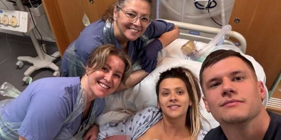 Porodila se Brenina bivša snajka! Pevačica objavila sliku iz porodilišta, a evo koje ime je dala nasledniku (FOTO)