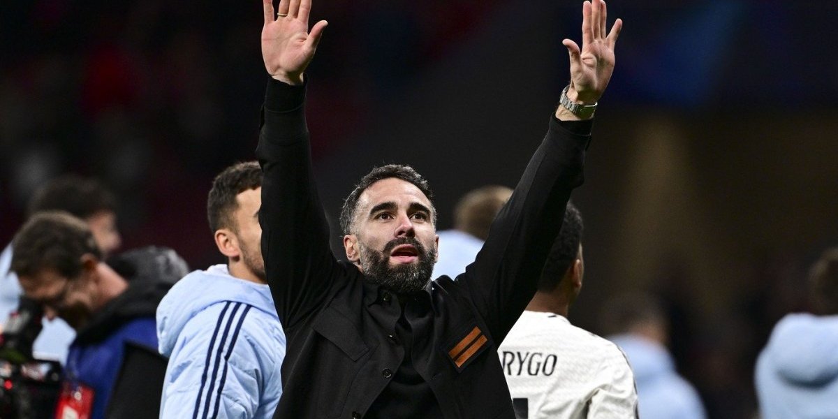 Frka posle kraha Reala! Karvahal hvatao za vrat fudbalera Arsenala (VIDEO)