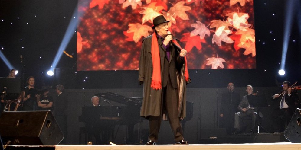 Streljali mu oca, a on morao da pobegne iz države! Pevačeva životna priča ledi krv u žilama