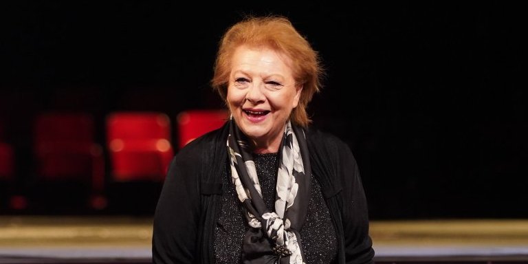 (FOTO) Ova lepotica je ćerka Radmile Živković: Zajedno glumile u "Zoni Zamfirovoj", a niko to nije primetio