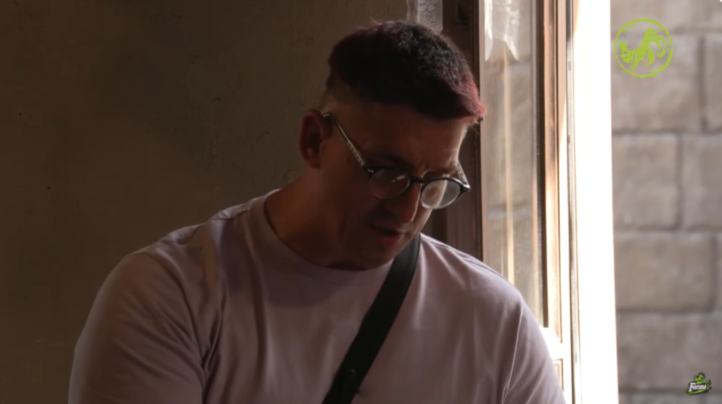 Kristijana Golubovića sestra istukla kaišem: "Ćuti više, dosta mi te je" (VIDEO)