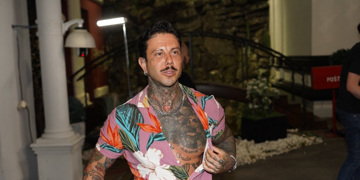 Šok preokret! Nakon vrelih poljubaca na lajvu, oglasio se Filip Đukić, pa sve demantovao