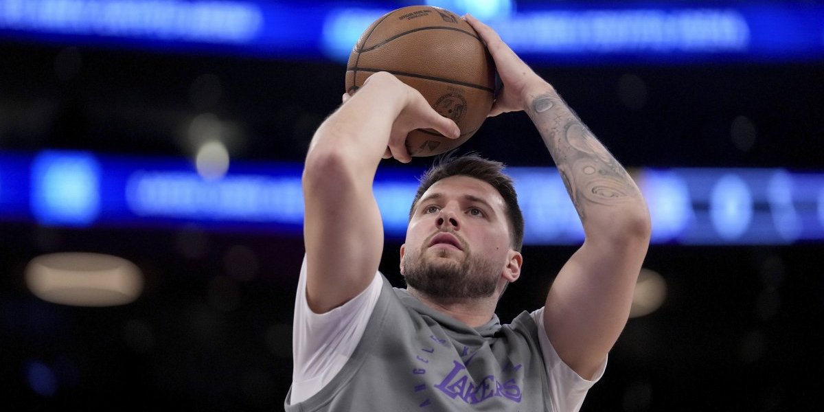 Trese se NBA - Potpisao Luka Dončić (FOTO)