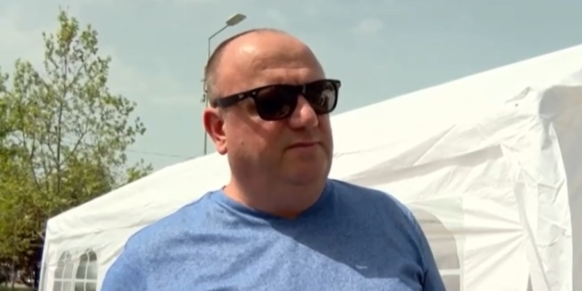 Pošteni građanin oduvao novinara N1 kod Skupštine: Od odgovora koji je dobio dugo će mu se crveneti uši (VIDEO)