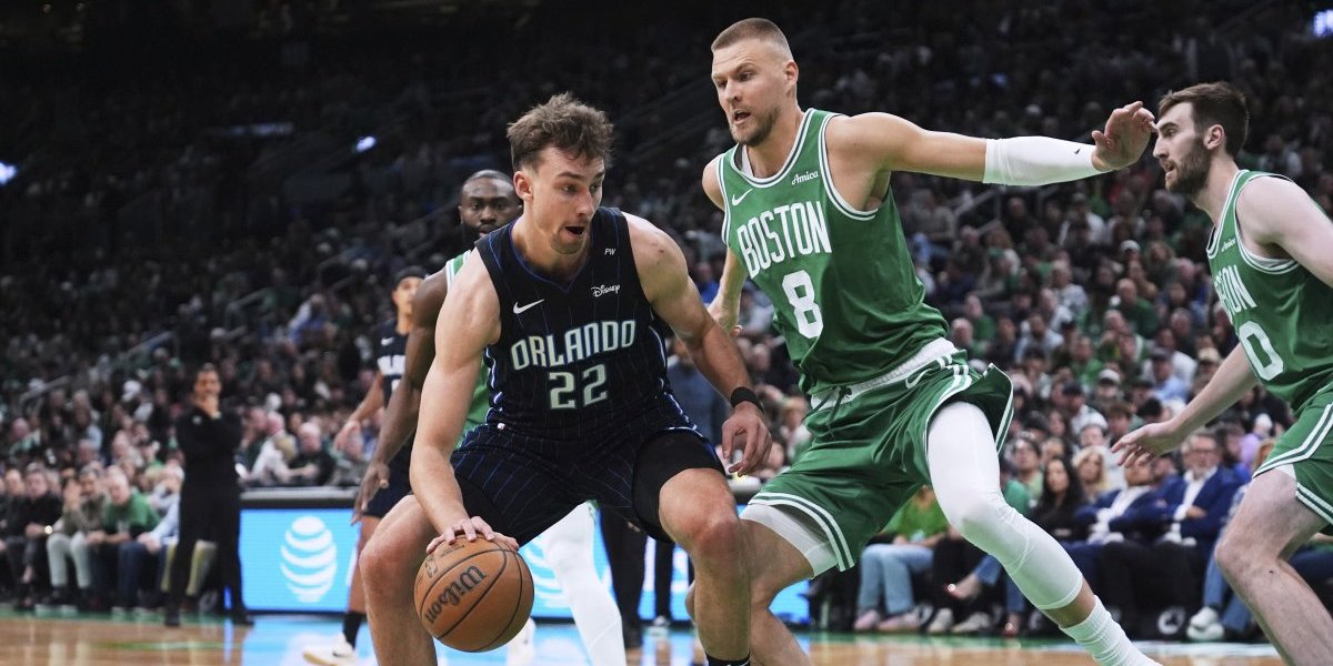 Šokantne scene u NBA! Porzingis krvave glave ležao na parketu, pa razbio Orlando (FOTO/VIDEO)