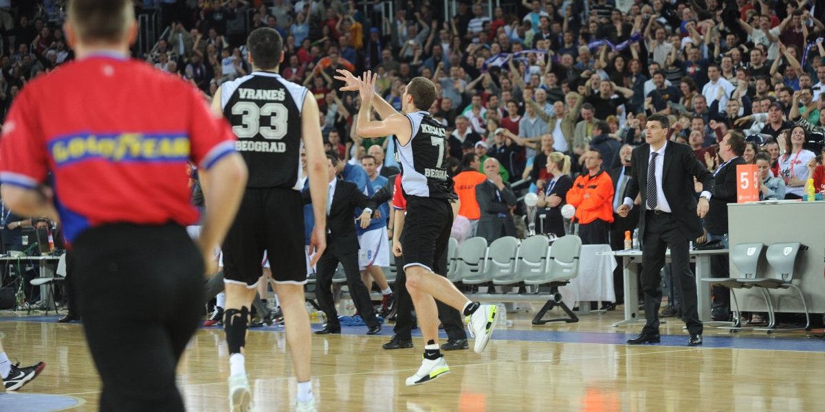 Na današnji dan: 15 godina od trojke Dušana Kecmana! Momenat kada je Partizan zadao "završni udarac" hrvatskoj košarci! (VIDEO)