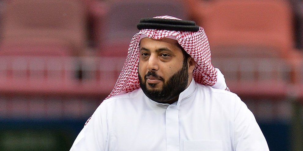 Stižu arapske pare za novi život engleskog velikana! Savetnik Kralja Saudijske Arabije kupuje "sove"!