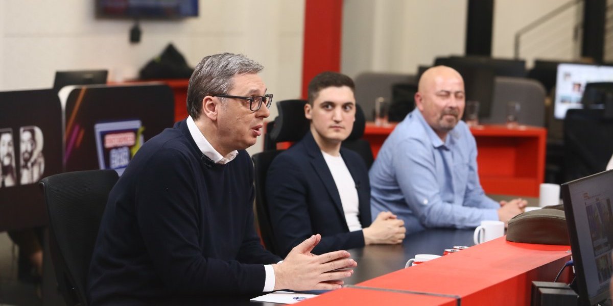 "Niko nije reagovao!" Vučić o blokadi RTS-a i dvostrukim standardima prema Informeru i N1