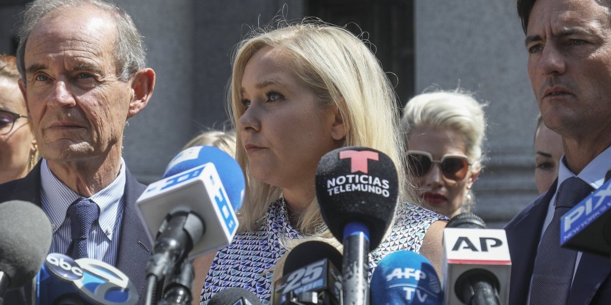 Ubila se žena koja je optužila Epstajna i princa Endruja za seksualno zlostavljanje! Nedavno je doživela saobraćajku...