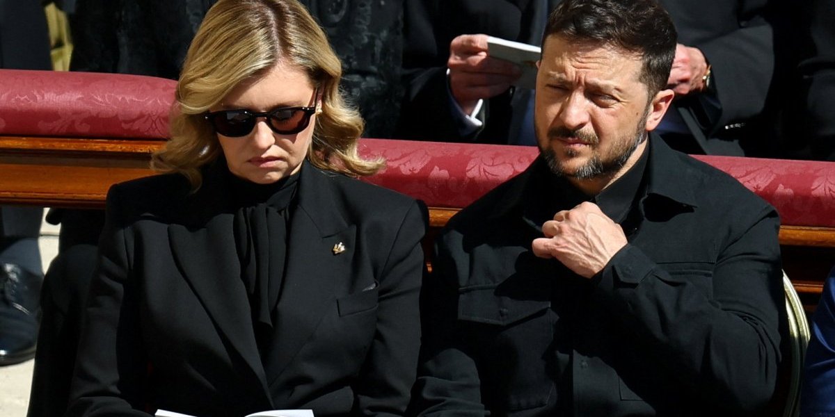 Raskrinkane skrivene namere Zelenskog! Dok su drugi odavali poštu papi, on je radio ovo! (VIDEO)