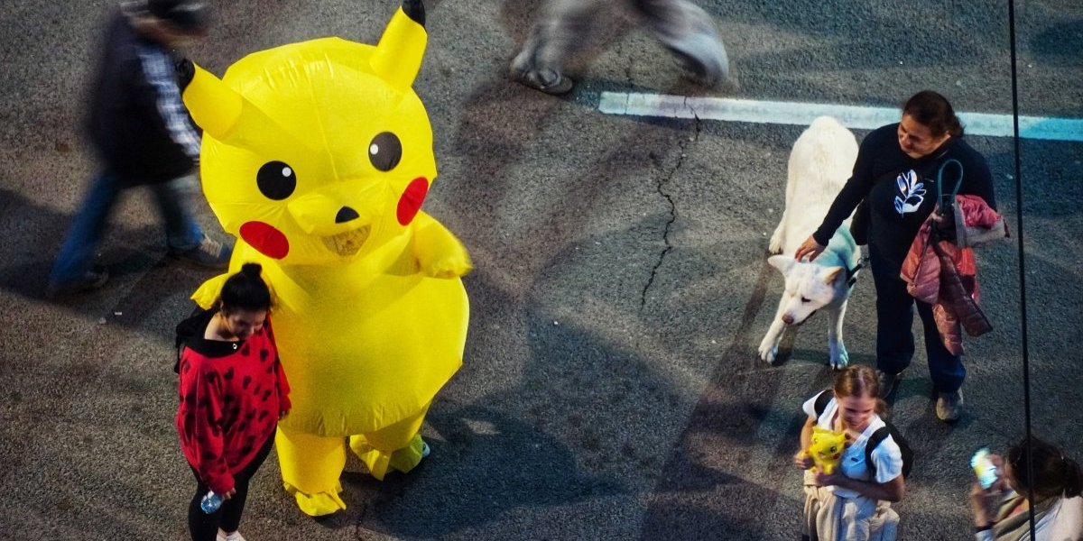 Teror nad građanima u Beogradu se nastavlja! Blokaderi četrnaesti dan okupiraju RTS! (FOTO)