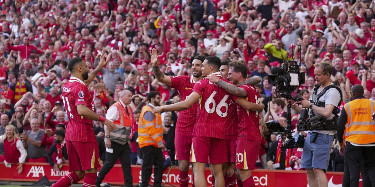 Petarda za kraj - Liverpul je ponovo šampion! Crvena mašinerija razbila Totenhem i donela titulu na "Enfild"!