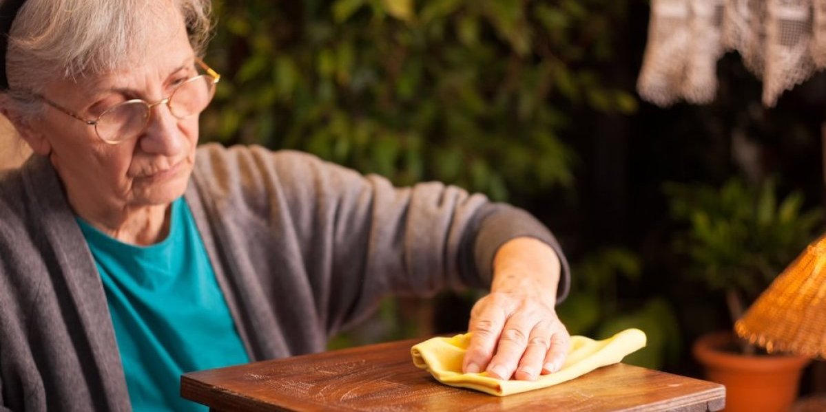 Domaće sredstvo u koje se kunu naše babe: Čisti kuću od poda do plafona - blistoća bez skupih hemikalija