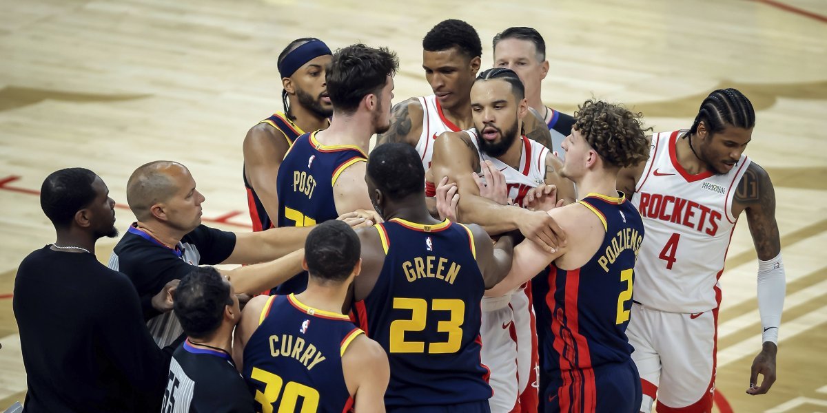 Umalo žestoka makljaža u NBA! Opšta frka na terenu, uleteli igrači sa klupe, ušlo je i obezbeđenje... (VIDEO)