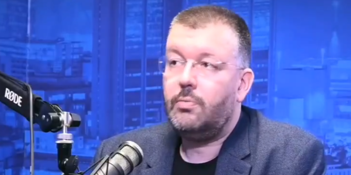 (VIDEO) Profesor Antić poručio blokaderima: Nismo se borili za demokratiju da biste uspostavili anarhističku džamahiriju!